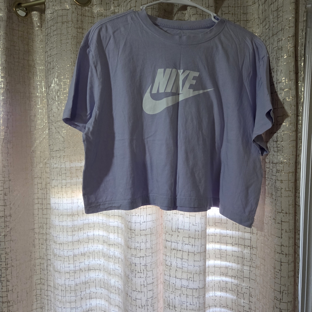 Nike Lavender Cropped T-Shirt